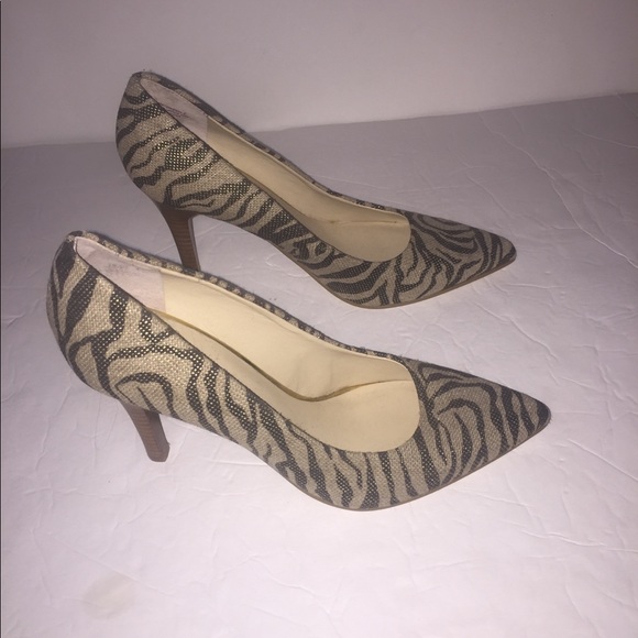 New Nine West Animal Print Heels Size 6M - Picture 4 of 8